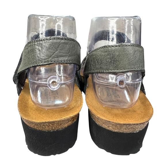 NAOT Women’s Kayla Metallic Grey Wedge Sandal Size 40 US 9 - Picture 8 of 11